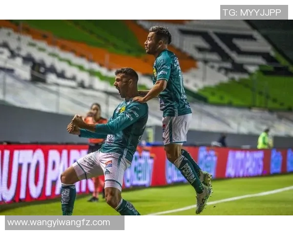 蓝十字与莱昂在墨西哥杯的激烈对决揭开新篇章