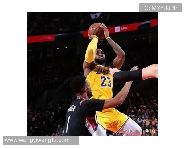 湖人对决开拓者精彩回放2月1号比赛全程回顾与精彩瞬间分析 湖人对决开拓者精彩回放2月1号比赛全程回顾与精彩瞬间分析